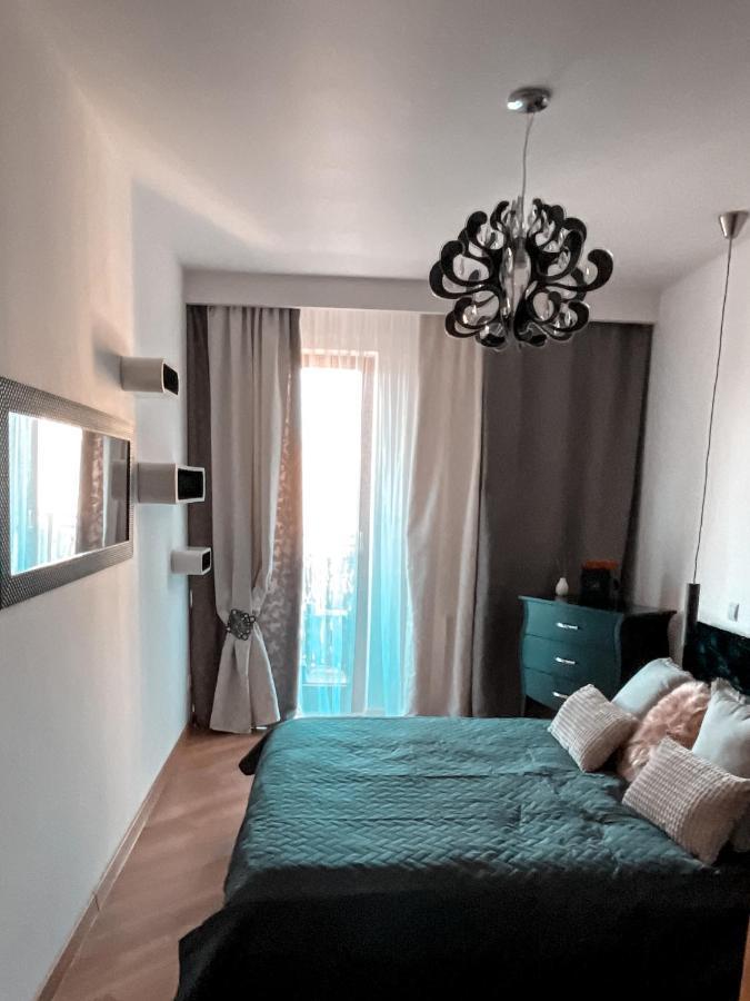 Apartament Solna 80 - Centrum Miasta Z Podziemnym Garazem Kielce Luaran gambar