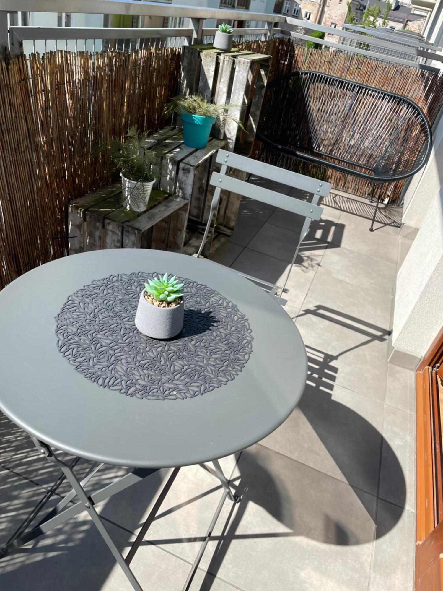 Apartament Solna 80 - Centrum Miasta Z Podziemnym Garazem Kielce Luaran gambar